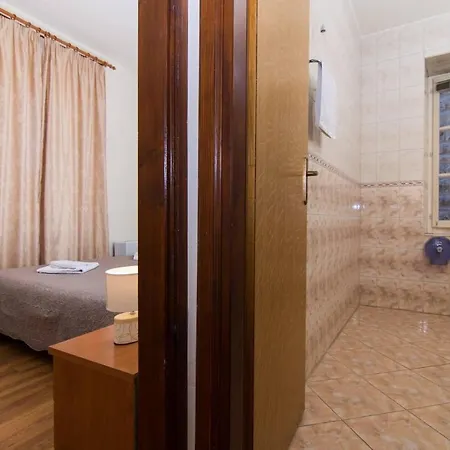 Bed & Breakfast Villa Liza *